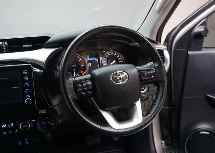 Used 6
                    TOYOTA
                     for Sale Image