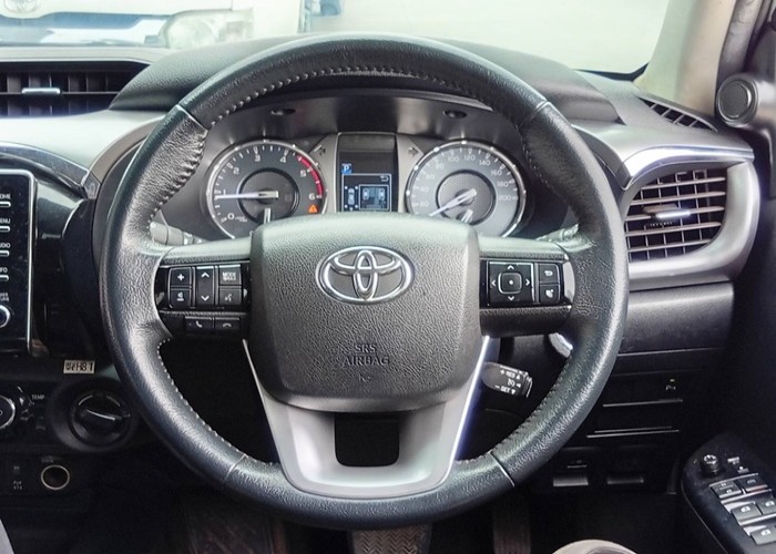 Used 6
                    TOYOTA
                     for Sale Image