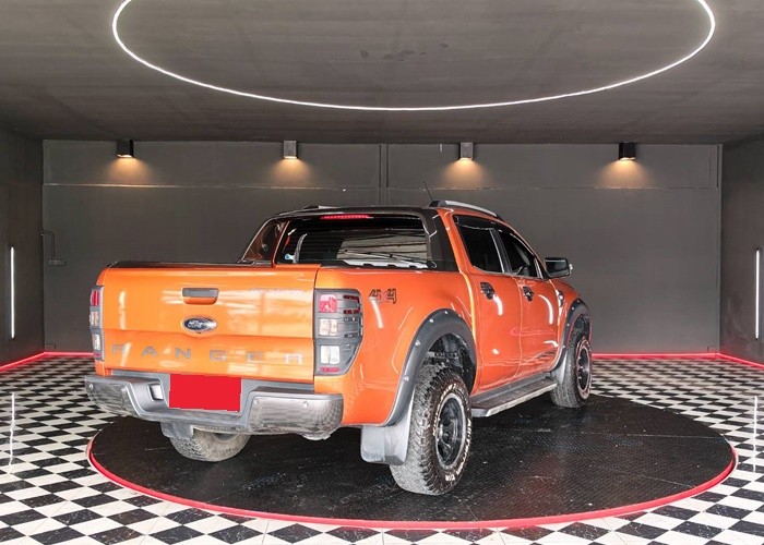 Used 9
                    FORD
                     for Sale Image