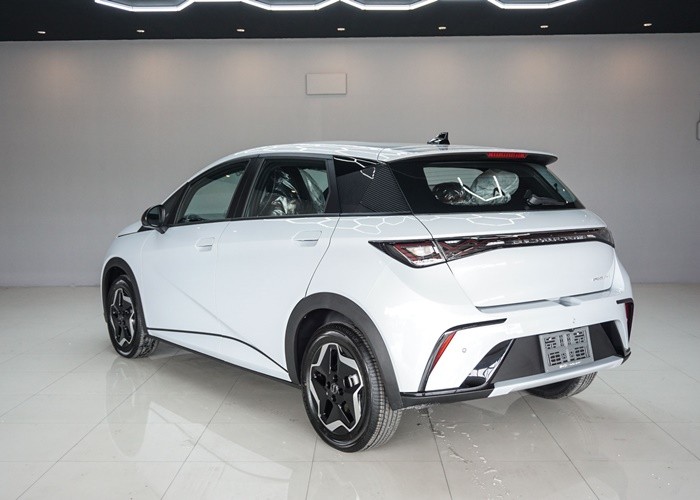 Used 8
                    BYD
                     for Sale Image