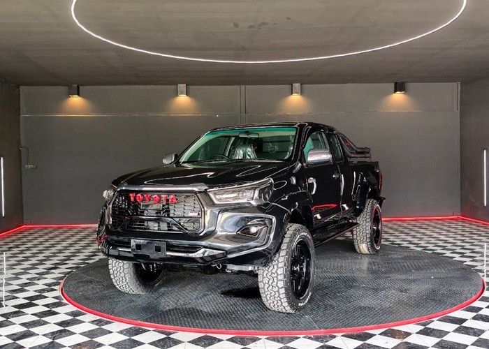 Used 7
                    TOYOTA
                     for Sale Image
