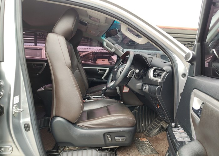 Used 4
                    TOYOTA
                     for Sale Image