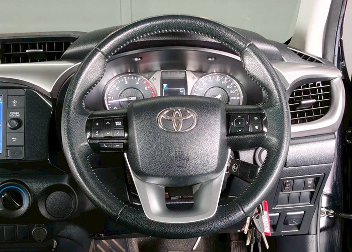 Used 11
                    TOYOTA
                     for Sale Image