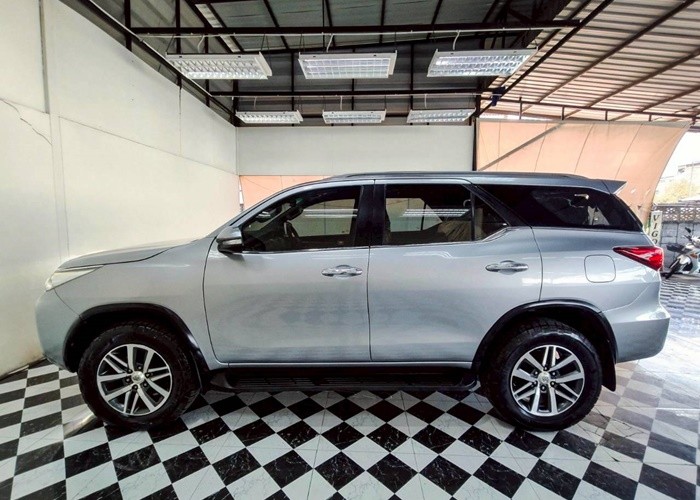 Used 11
                    TOYOTA
                     for Sale Image