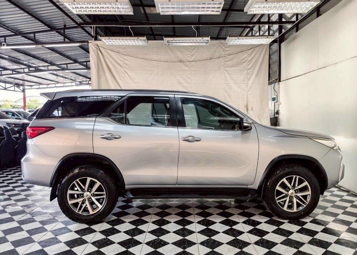 Used 11
                    TOYOTA
                     for Sale Image