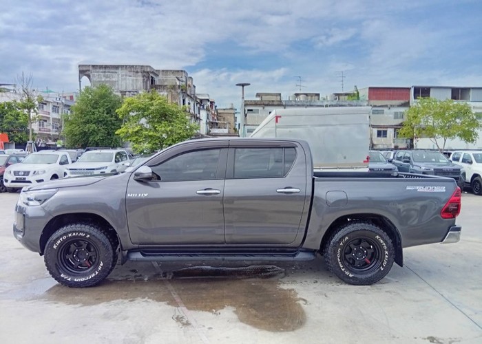 Used 3
                    TOYOTA
                     for Sale Image