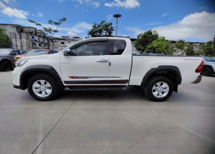 Used 9
                    TOYOTA
                     for Sale Image