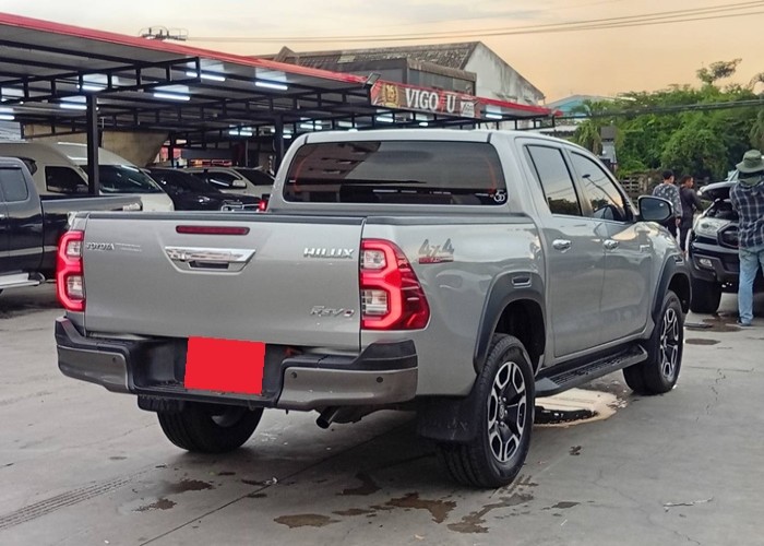 Used 9
                    TOYOTA
                     for Sale Image