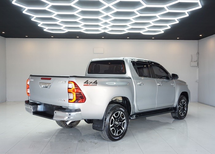 Used 8
                    TOYOTA
                     for Sale Image