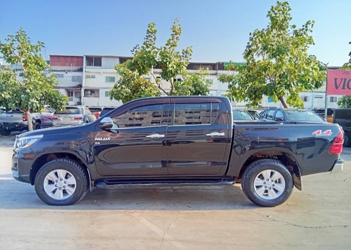 Used 5
                    TOYOTA
                     for Sale Image