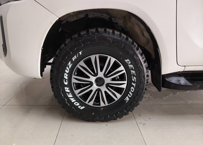 Used 11
                    TOYOTA
                     for Sale Image