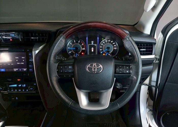 Used 9
                    TOYOTA
                     for Sale Image
