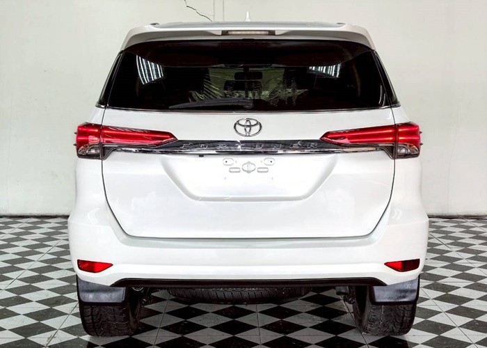 Used 9
                    TOYOTA
                     for Sale Image