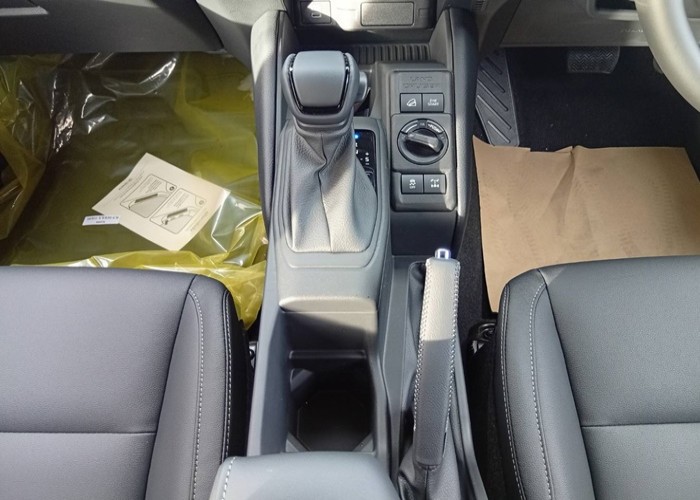 Used 5
                    TOYOTA
                     for Sale Image