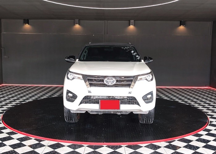 Used 4
                    TOYOTA
                     for Sale Image