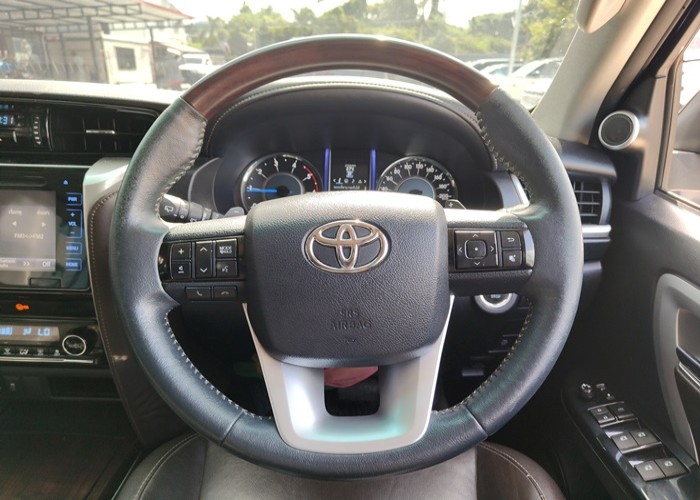 Used 6
                    TOYOTA
                     for Sale Image