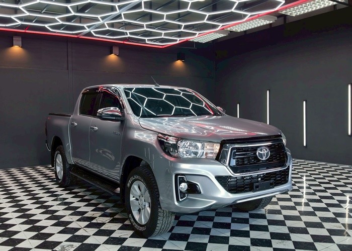 Used 8
                    TOYOTA
                     for Sale Image