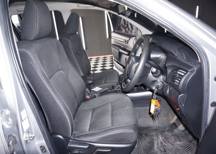 Used 10
                    TOYOTA
                     for Sale Image