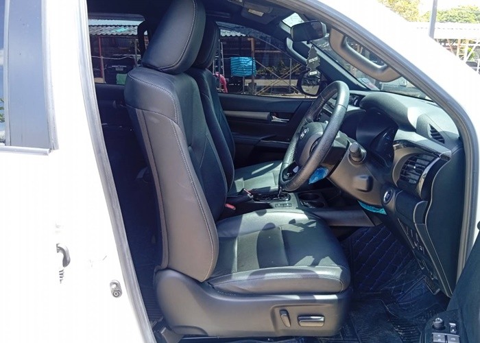 Used 10
                    TOYOTA
                     for Sale Image