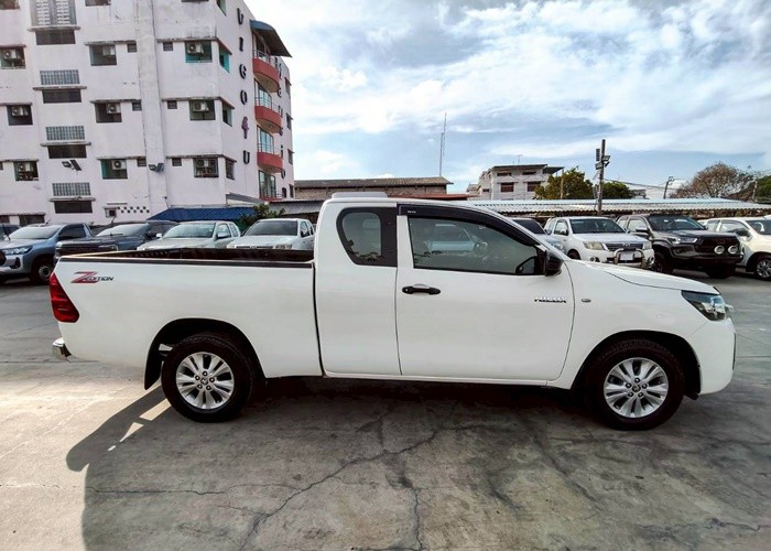 Used 10
                    TOYOTA
                     for Sale Image