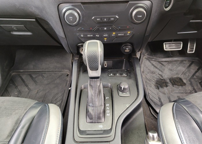 Used 8
                    FORD
                     for Sale Image