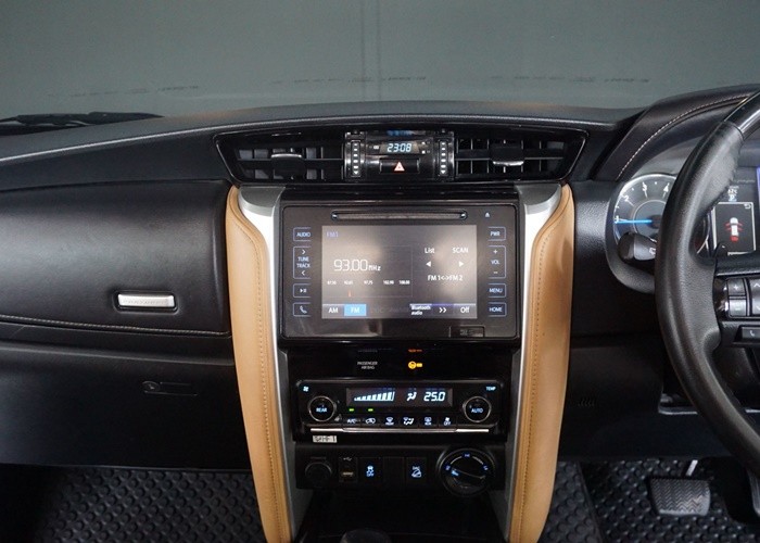 Used 11
                    TOYOTA
                     for Sale Image