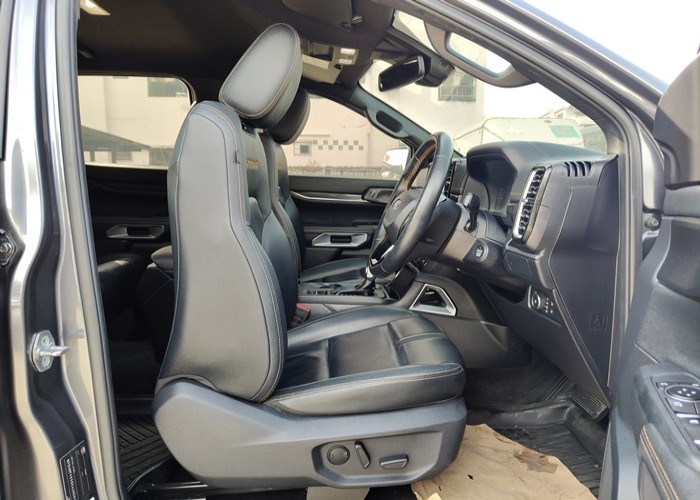 Used 12
                    FORD
                     for Sale Image