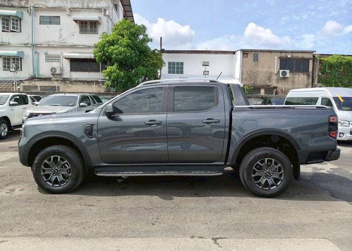 Used 12
                    FORD
                     for Sale Image
