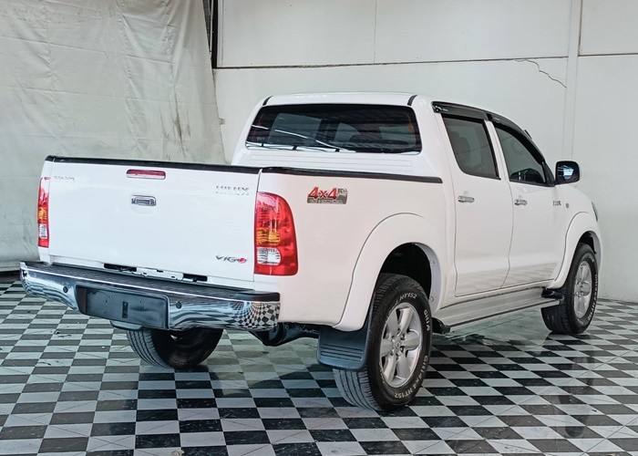 Used 9
                    TOYOTA
                     for Sale Image