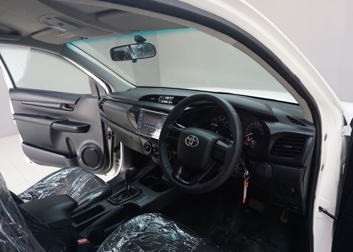 Used 9
                    TOYOTA
                     for Sale Image
