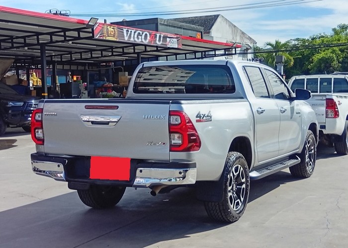 Used 6
                    TOYOTA
                     for Sale Image