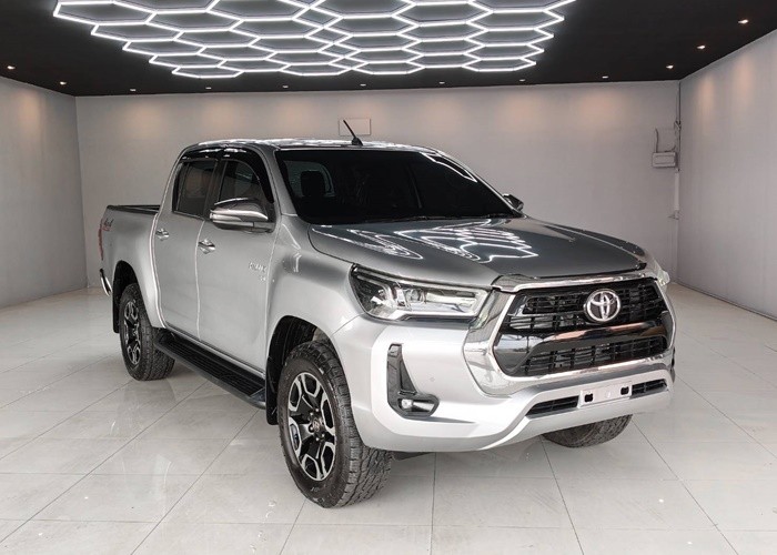 Used 6
                    TOYOTA
                     for Sale Image