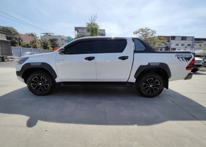 Used 8
                    TOYOTA
                     for Sale Image
