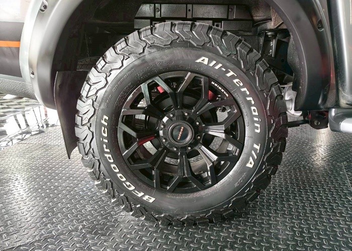 Used 5
                    TOYOTA
                     for Sale Image