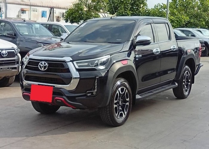 Used 5
                    TOYOTA
                     for Sale Image