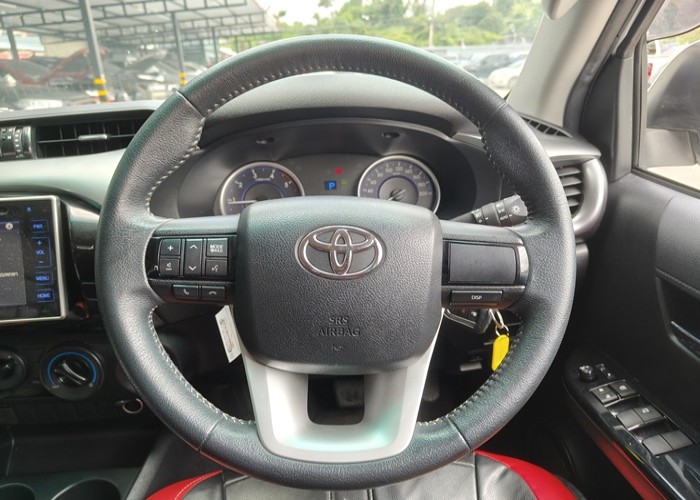 Used 11
                    TOYOTA
                     for Sale Image