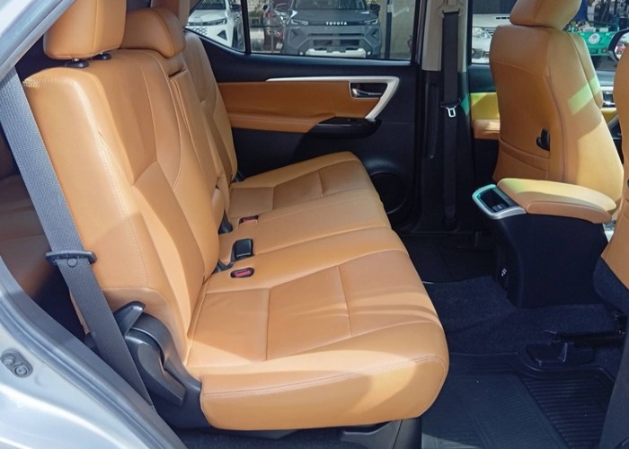Used 1
                    TOYOTA
                     for Sale Image