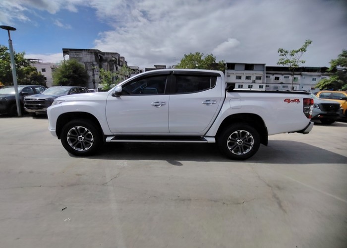Used 3
                    MITSUBISHI
                     for Sale Image