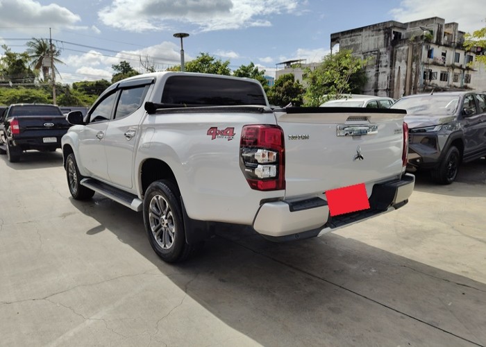 Used 3
                    MITSUBISHI
                     for Sale Image