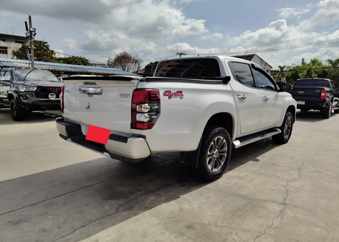 Used 3
                    MITSUBISHI
                     for Sale Image