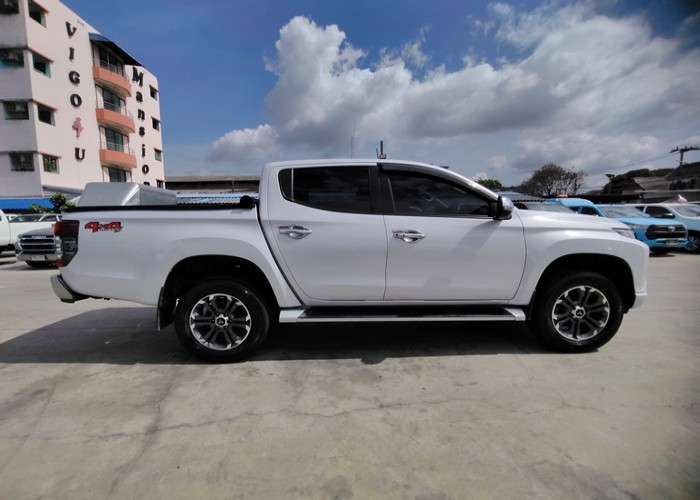 Used 3
                    MITSUBISHI
                     for Sale Image