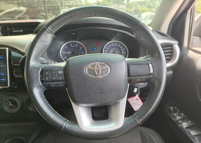 Used 5
                    TOYOTA
                     for Sale Image