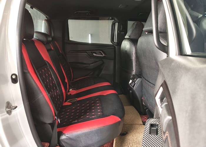 Used 1
                    ISUZU
                     for Sale Image
