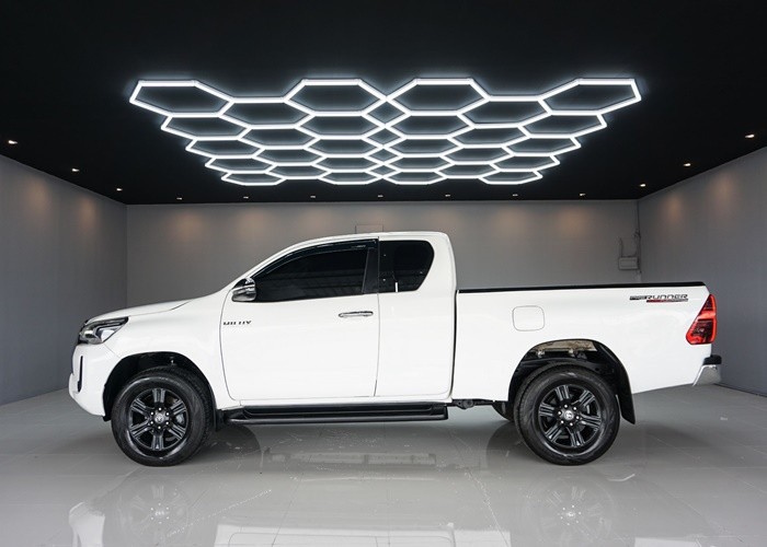 Used 7
                    TOYOTA
                     for Sale Image