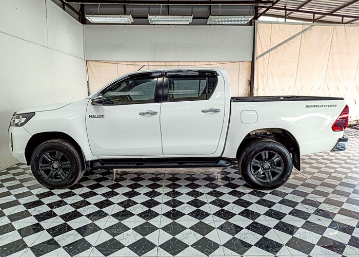 Used 1
                    TOYOTA
                     for Sale Image