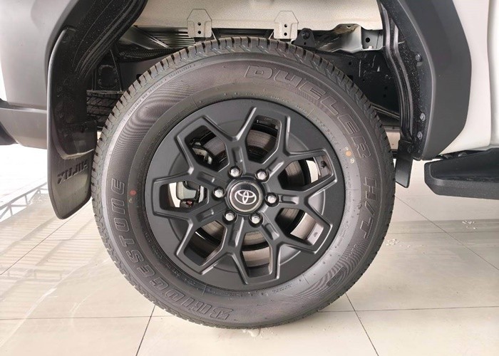 Used 6
                    TOYOTA
                     for Sale Image