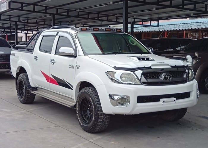 Used 12
                    TOYOTA
                     for Sale Image