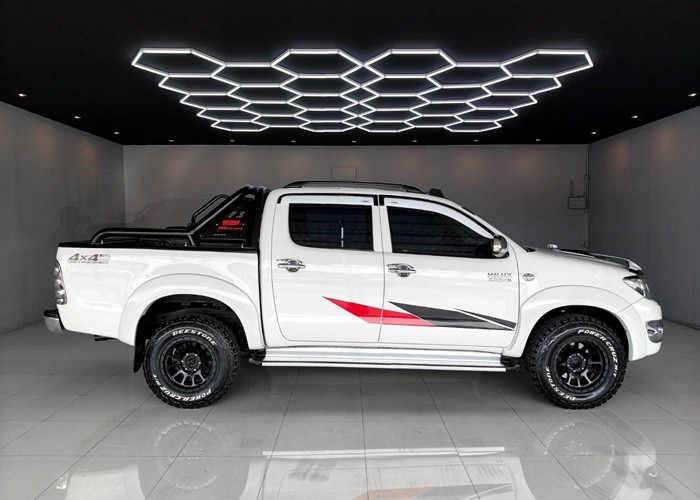 Used 12
                    TOYOTA
                     for Sale Image