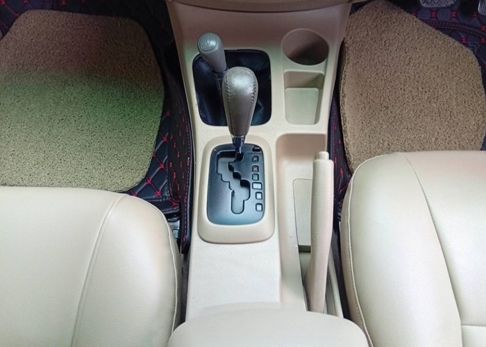 Used 12
                    TOYOTA
                     for Sale Image