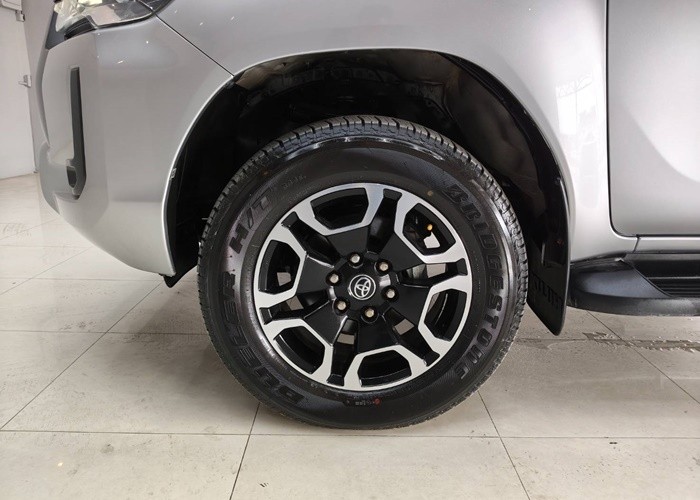 Used 6
                    TOYOTA
                     for Sale Image